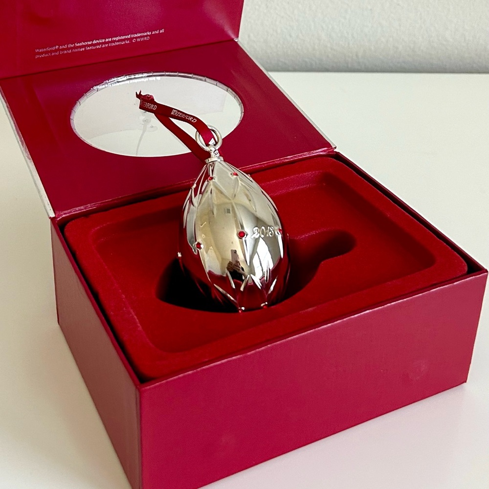 Waterford 2013 Lismore Bauble Ornament. Silver plated in original box. # 159766